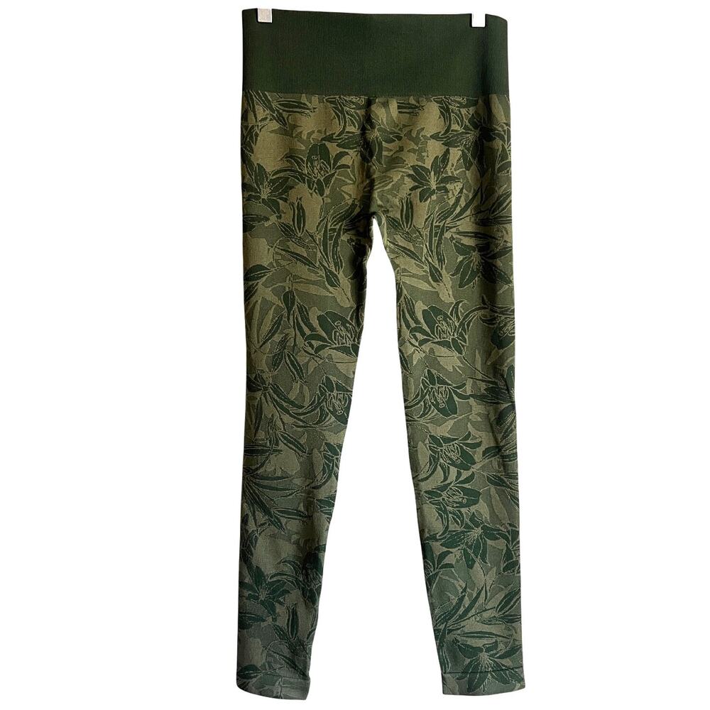 A554197 ANYBODY Jacquard Smoothing Leggings Olive Leaf Green L